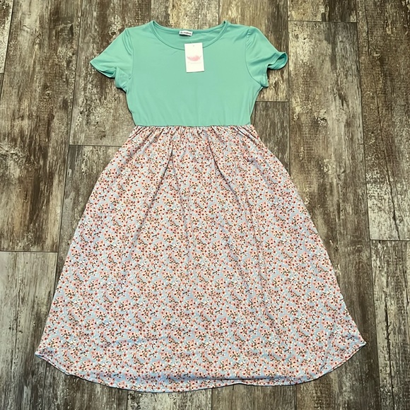 Floral Midi Dress - Picture 1 of 3